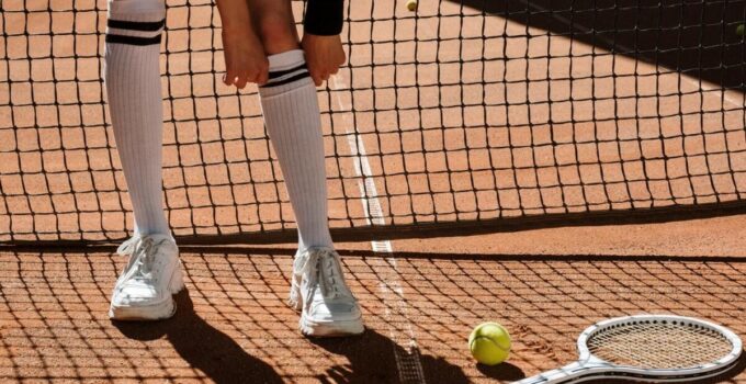 The Importance of Socks in Tennis: Cushioning, Support, and More Complete Guide